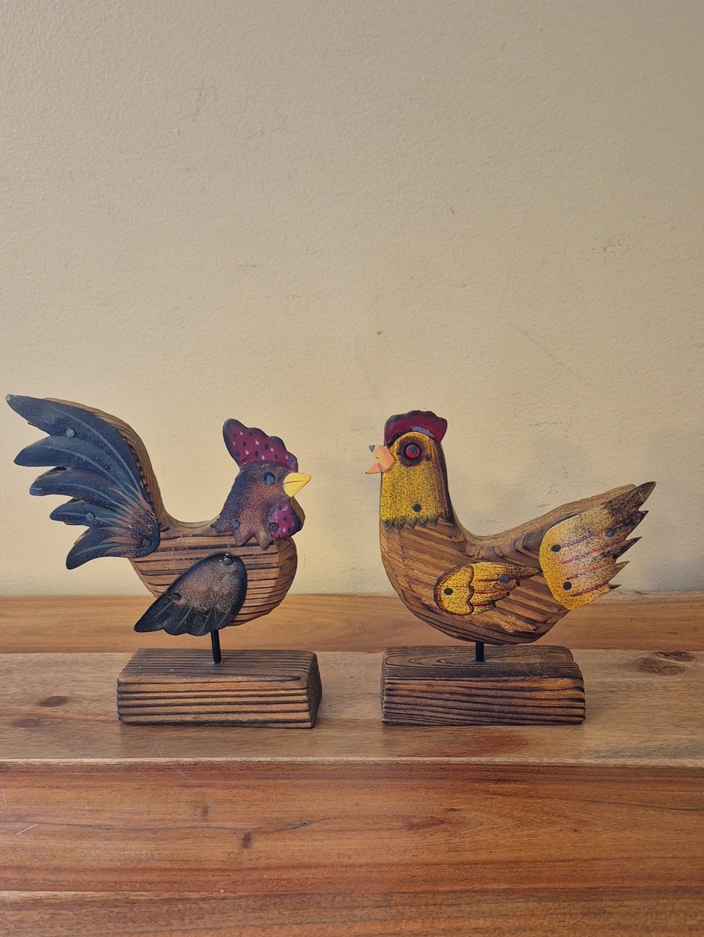Small Handmade Rustic Wooden Rooster & Hen Figurine Set - Country Cottage Decor